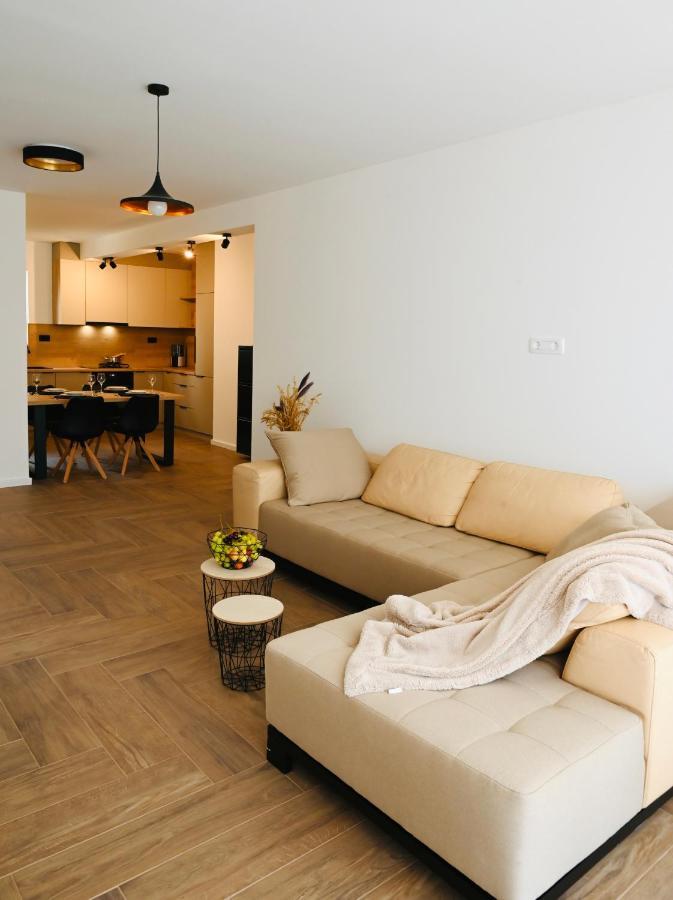 מאלינסקה Adorable Holiday Apartment מראה חיצוני תמונה