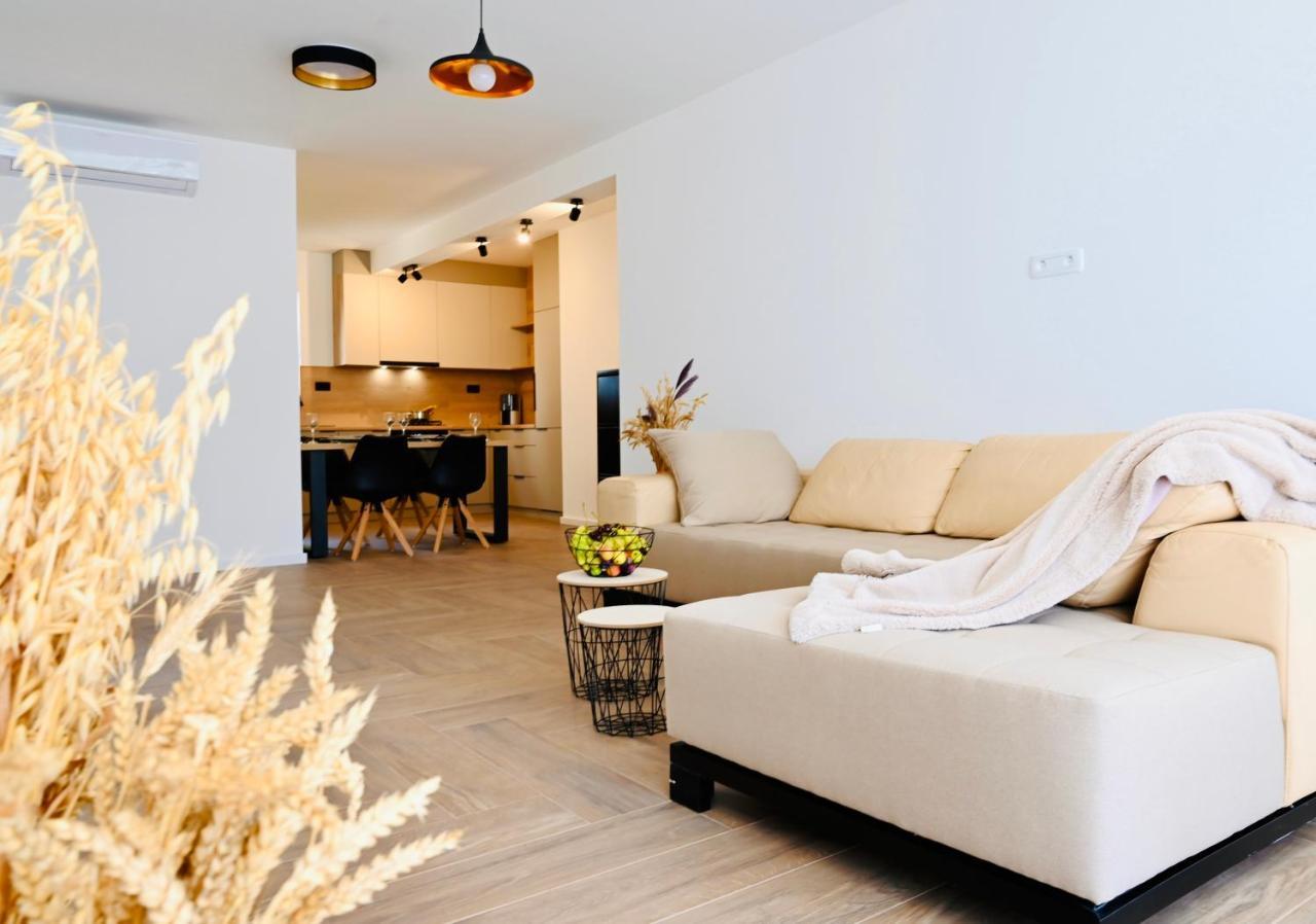 מאלינסקה Adorable Holiday Apartment מראה חיצוני תמונה